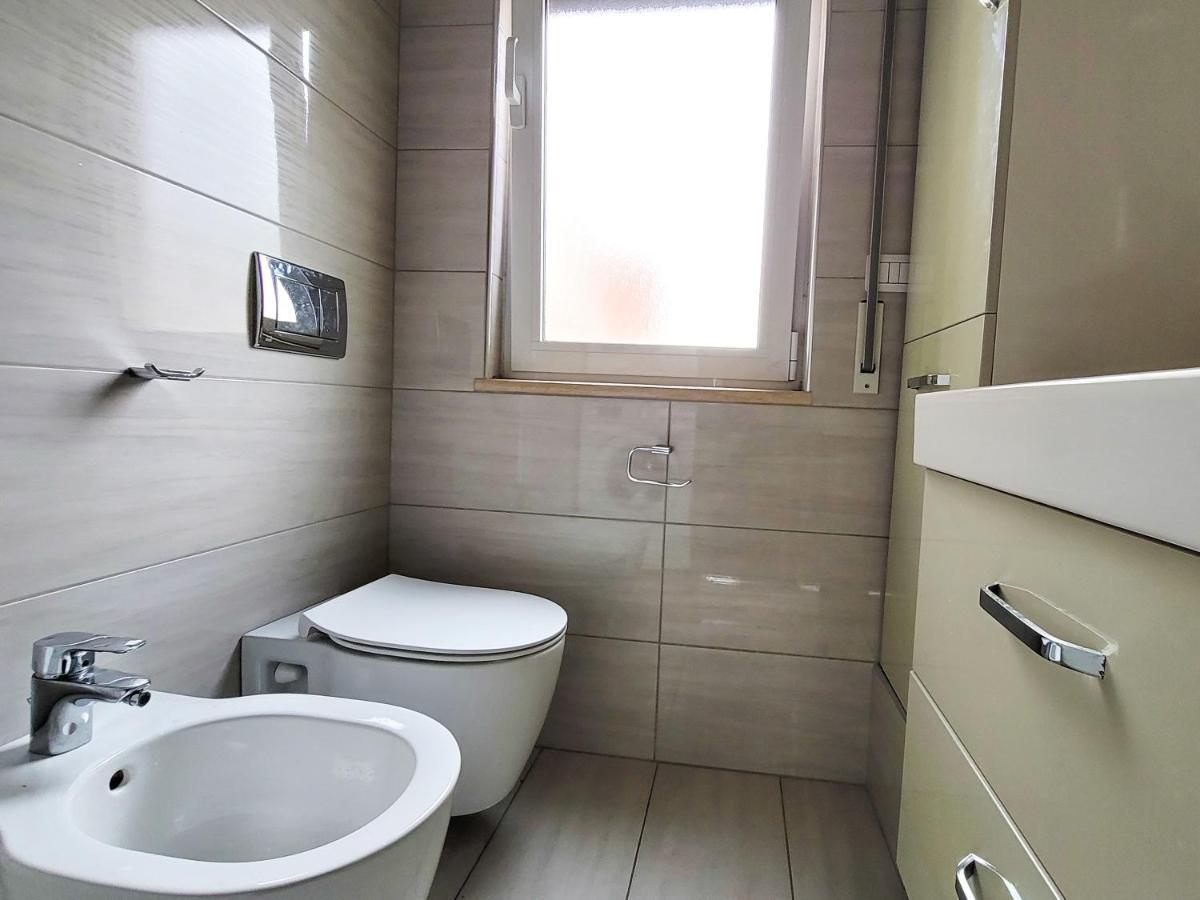 Quiet Apartment Near Tirana Lake エクステリア 写真
